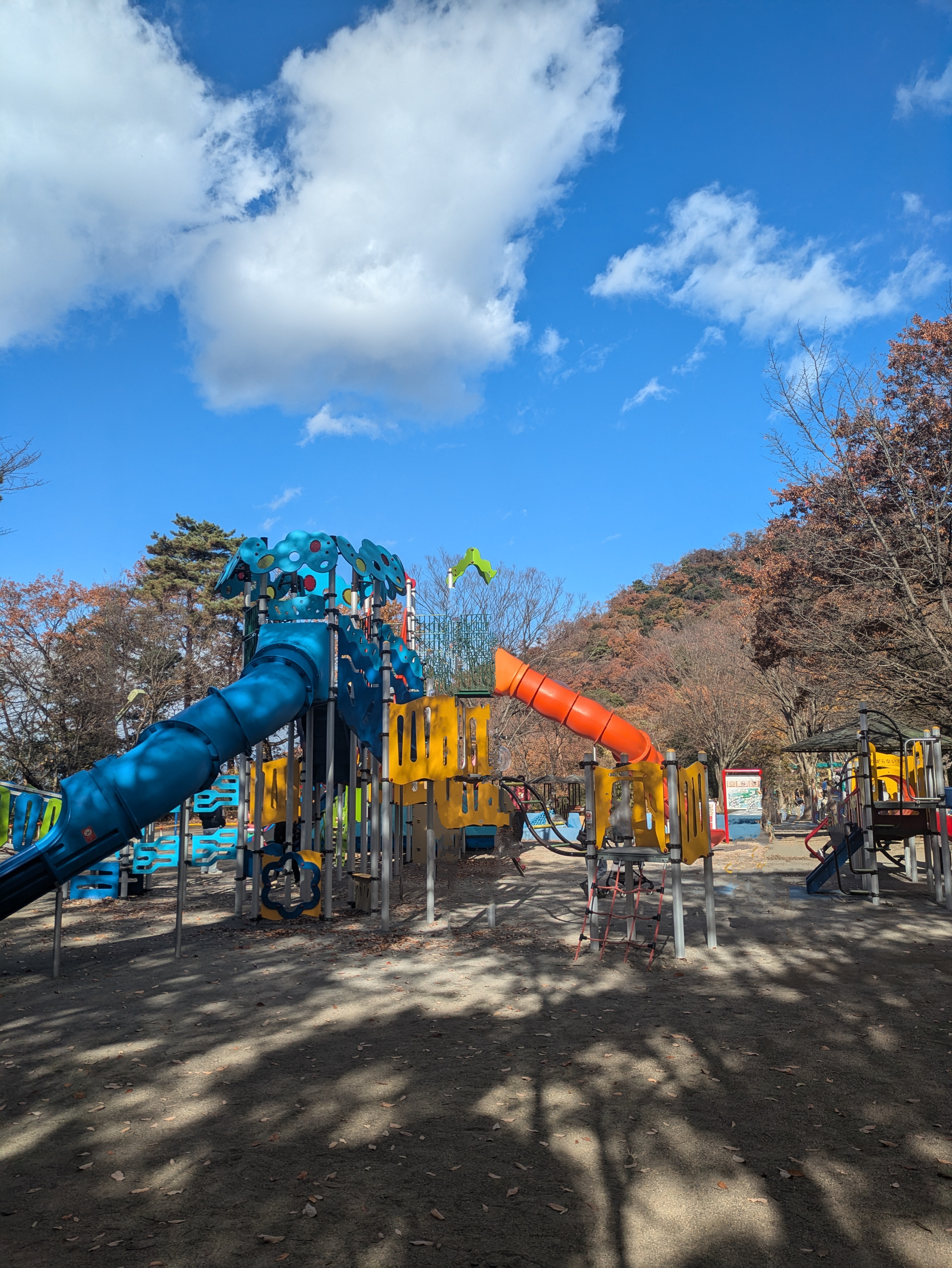 子育て世代必見！一日中遊べる！栃木県佐野市「みかも山公園」完全攻略ガイド